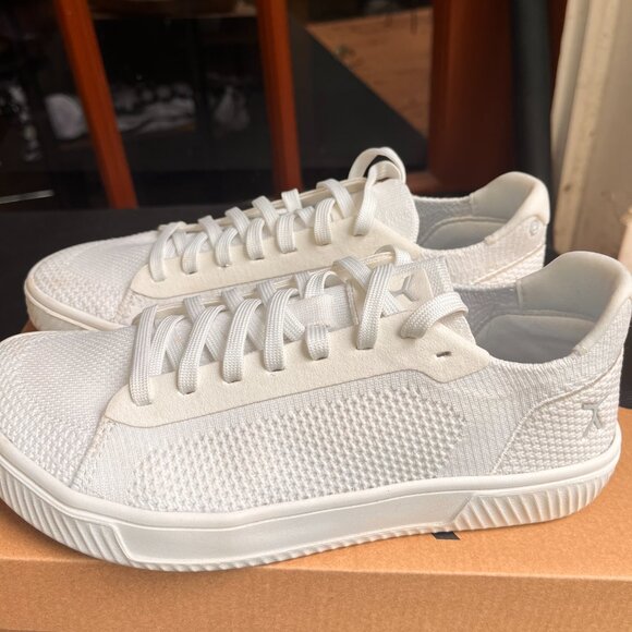 Flux Adapt Knit Trainer White M7 / W8.5 - Picture 2 of 10